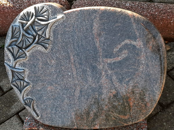 Grabstein Liegeplatte